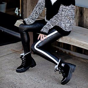 Worn Once! Sorel Tivoli III Waterproof Boot